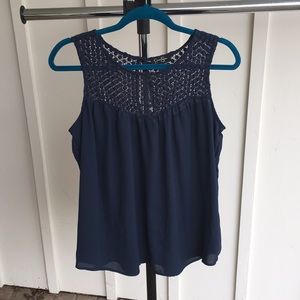 Jessica Simpson tank